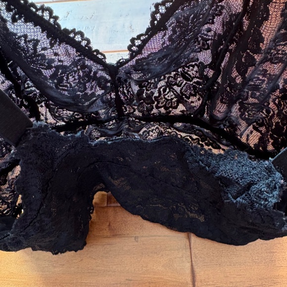 Torrid Unlined Lace Bralette Sz 2 black Semi-Sheer - Picture 12 of 12